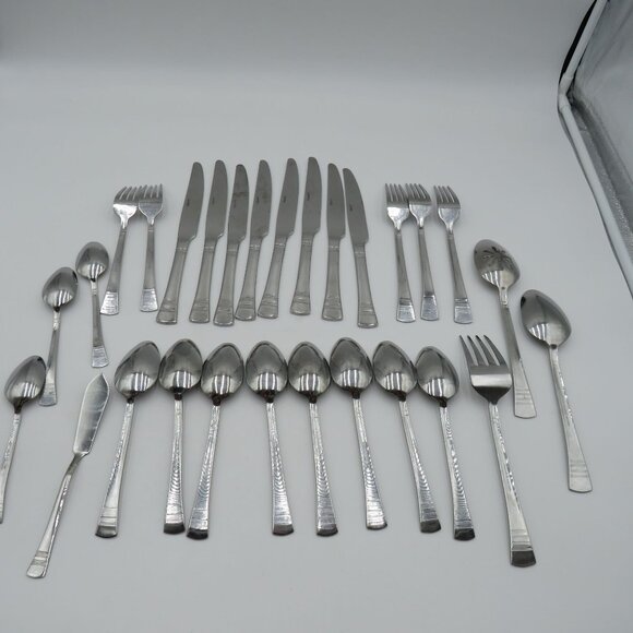 Pfaltzgraff Flatware Mix Lot 28 Pieces Sapphire Pattern Stainless Steel - Picture 10 of 16